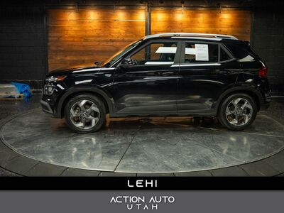 2022 Hyundai Venue SEL