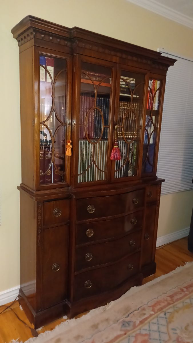 Main image 6