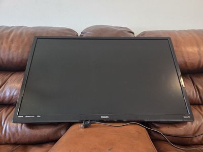 Phillips 33" Roku TV