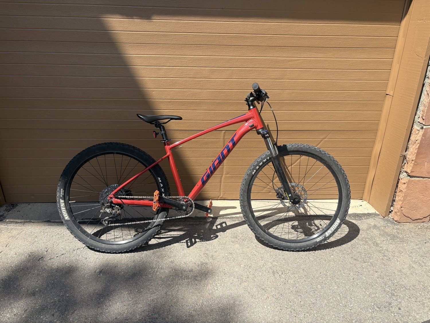 2022 Giant Talon 2
