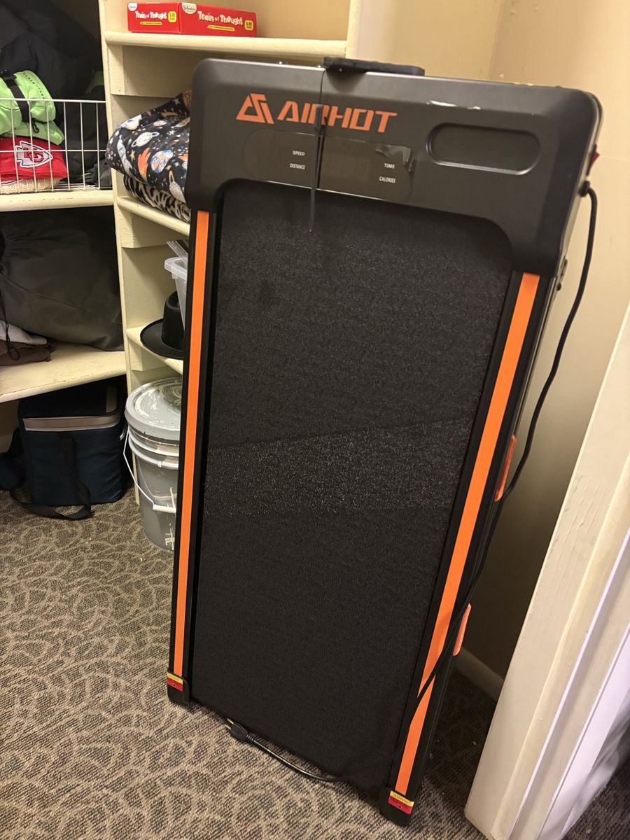AIRHOT folding treadmill/ walking pad with remote,