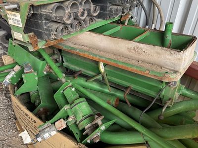 John Deere 1910 Air Cart Parts