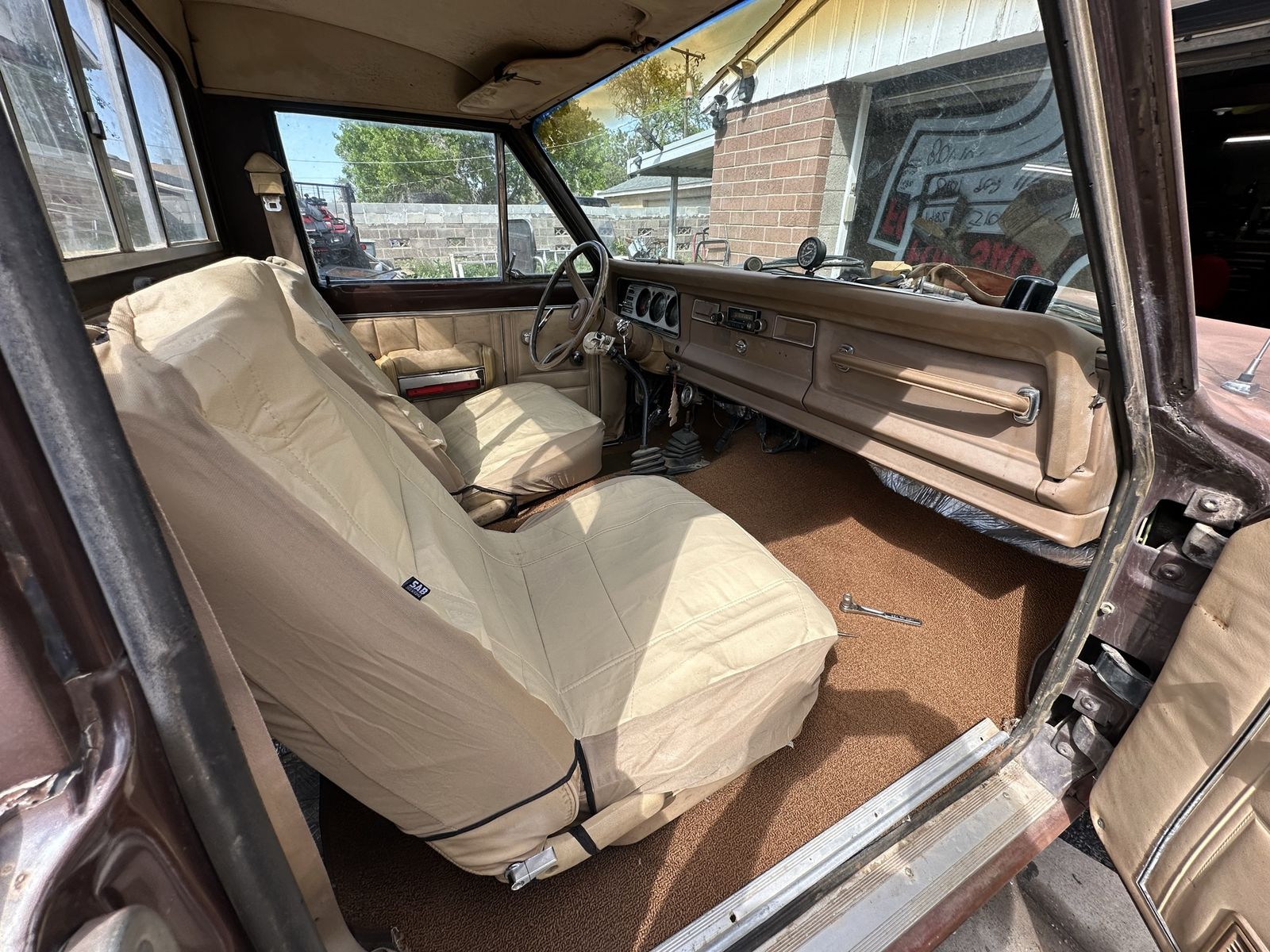 1980 Jeep J-10 Base