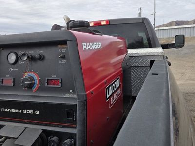 Lincoln Electric Ranger 305 G Welder/Generator - Portable Gas Powered