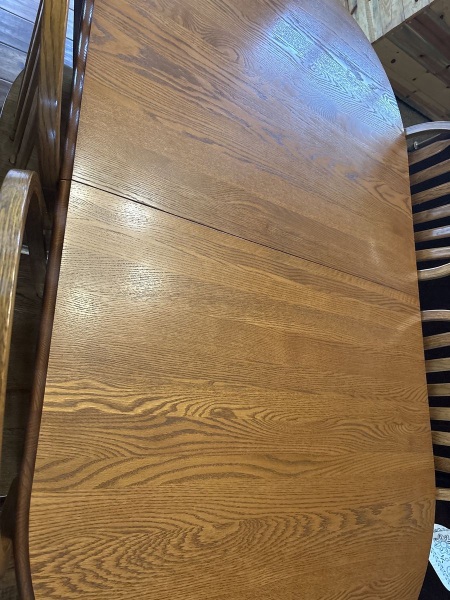 Dinner table Richardson hand made solid oak