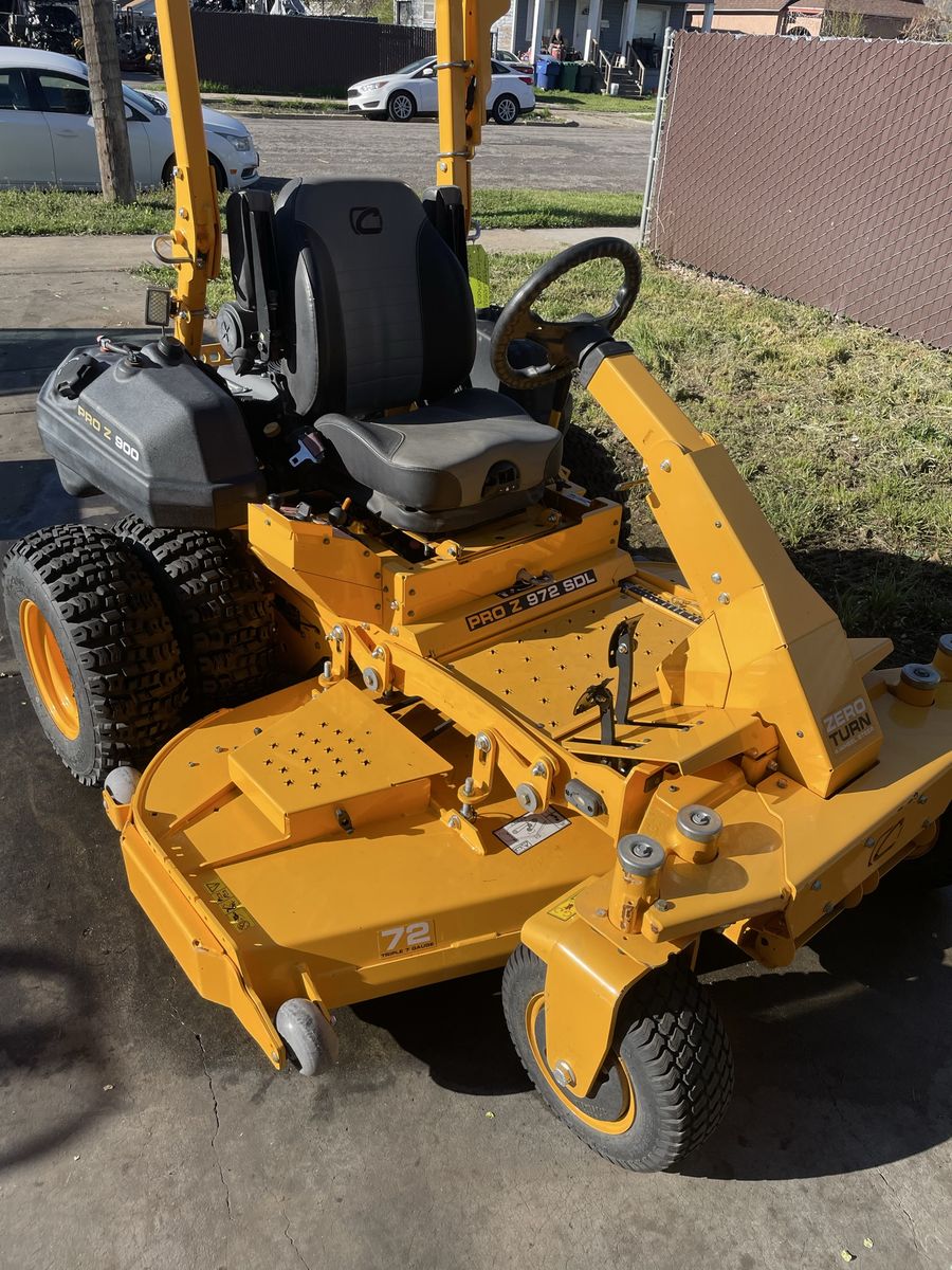 Cub cadet dually 72 in mower