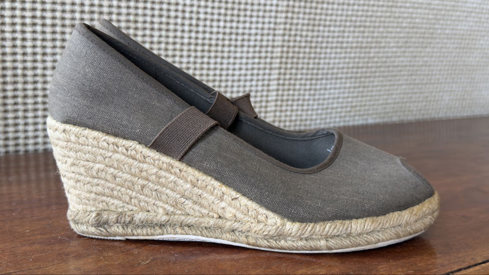 Sz 8 Women’s Espadrille Sandle