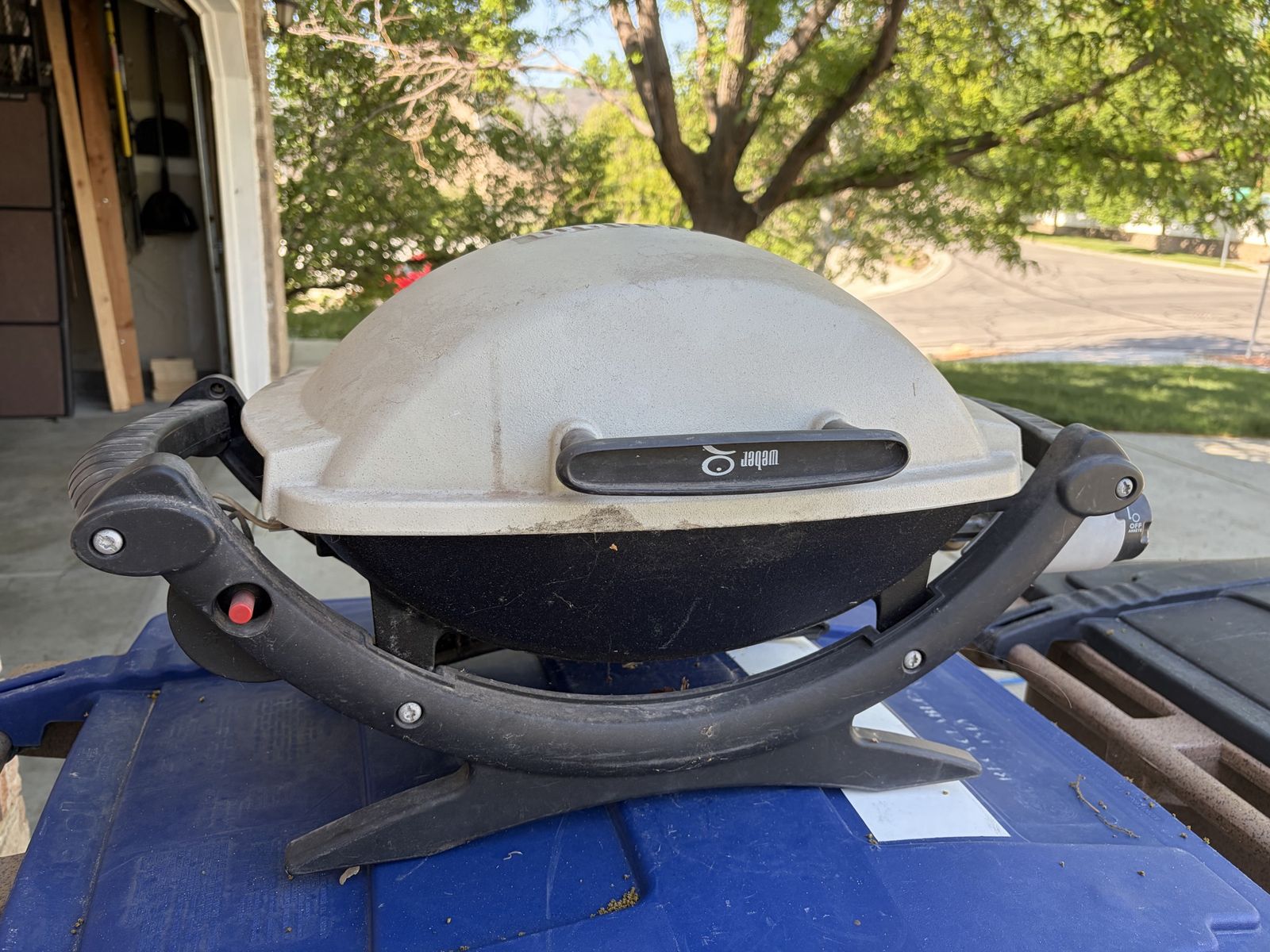 Weber portable grill