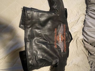 Use little kids Harley Davidson jacket