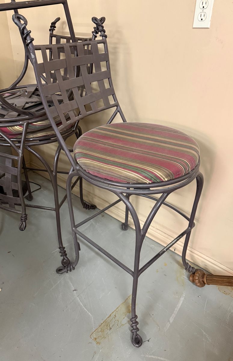 Wrought Iron Bar / Counter Stools