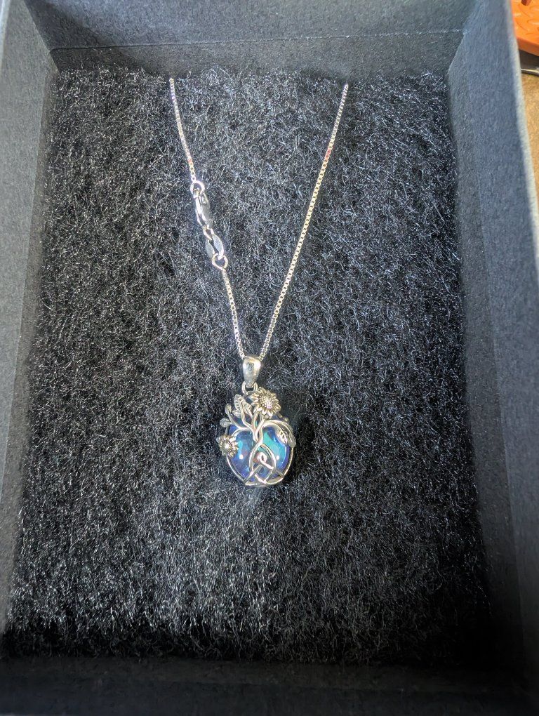 Silver Tone Tree of Life Sunflower Pendant Necklace with Blue Stone