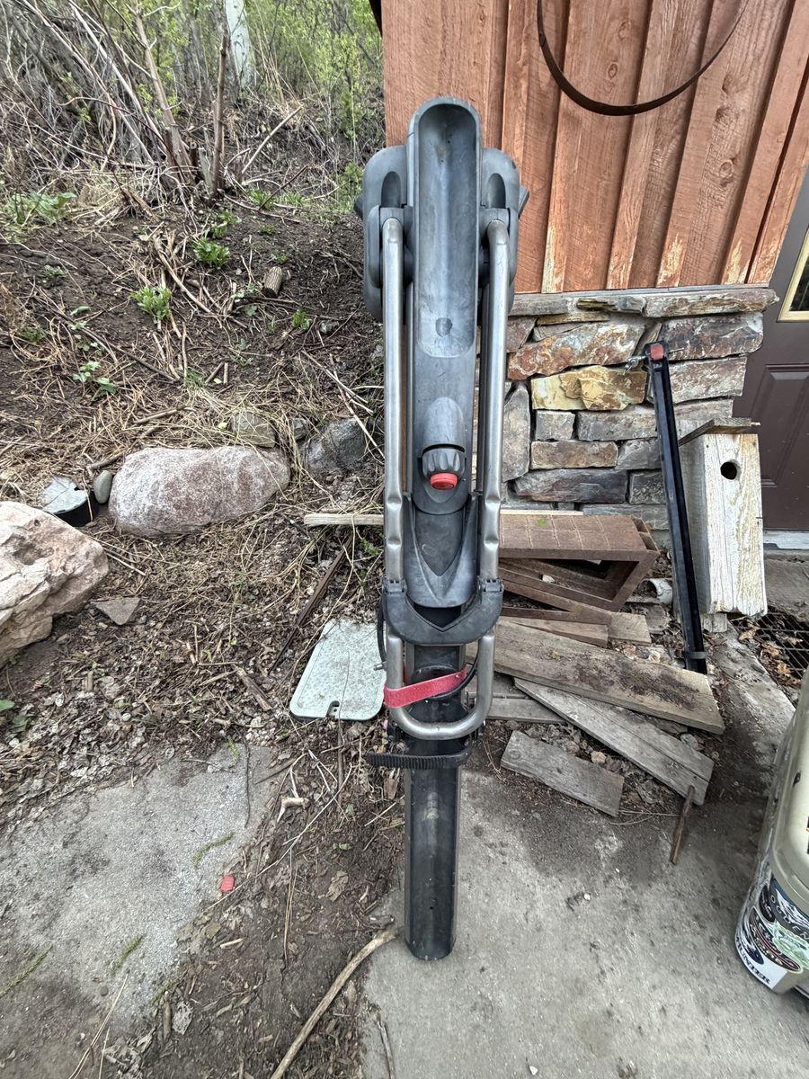 Yakima Highroller roof mount bike rack