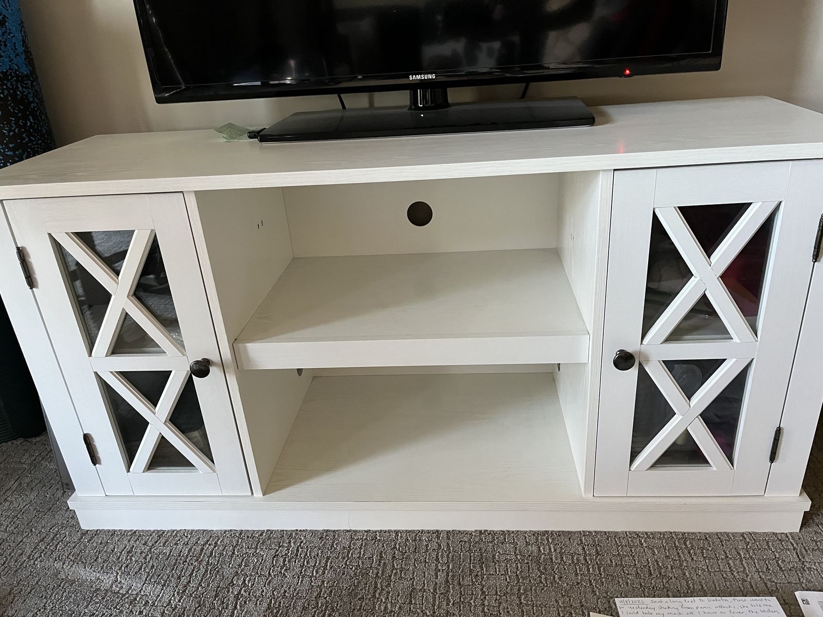 *WHITE HOME DECOR SHELVING*
