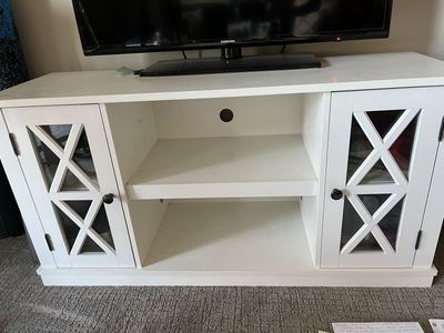 *WHITE HOME DECOR SHELVING*