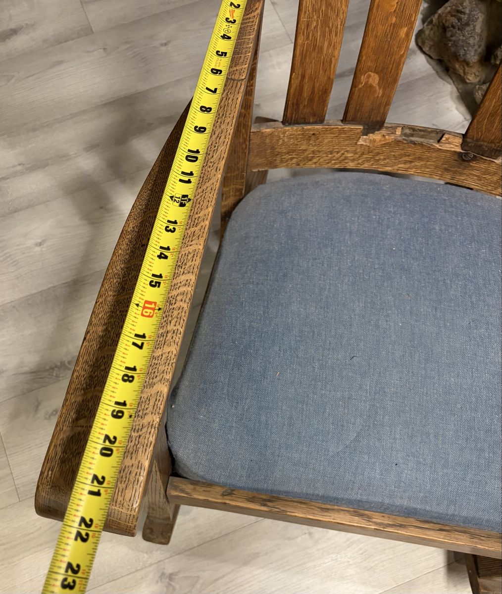 Main image 6