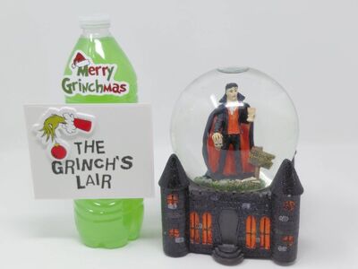 Halloween Vampire Musical Snow Globe