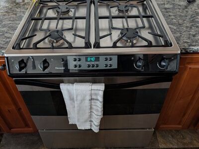 Thermador Dual Fuel Range