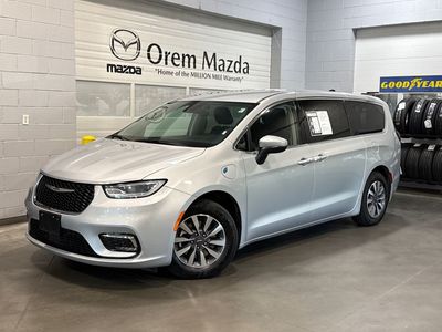2023 Chrysler Pacifica Plug-In Hybrid Touring L