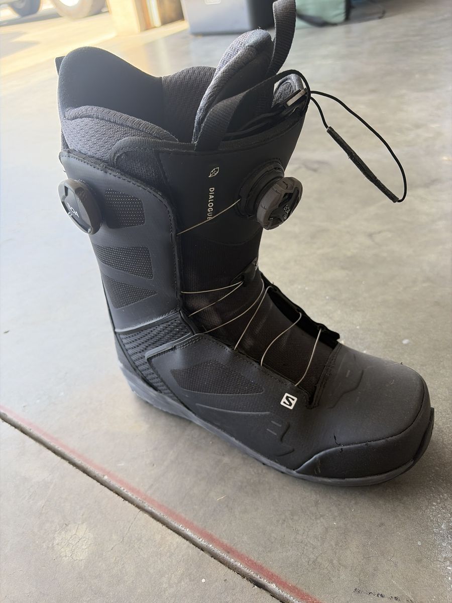 Salomon snowboarding boots 
