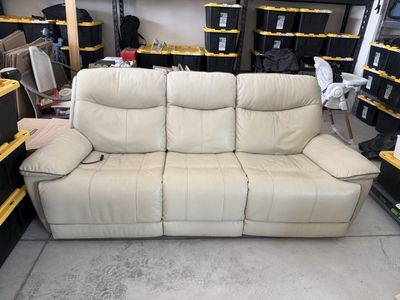 Cream Leather Power Reclining Sofa: 3-Seater Couch