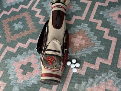 AMF Golf Club Set with EZ-Flight Bag and Accessories