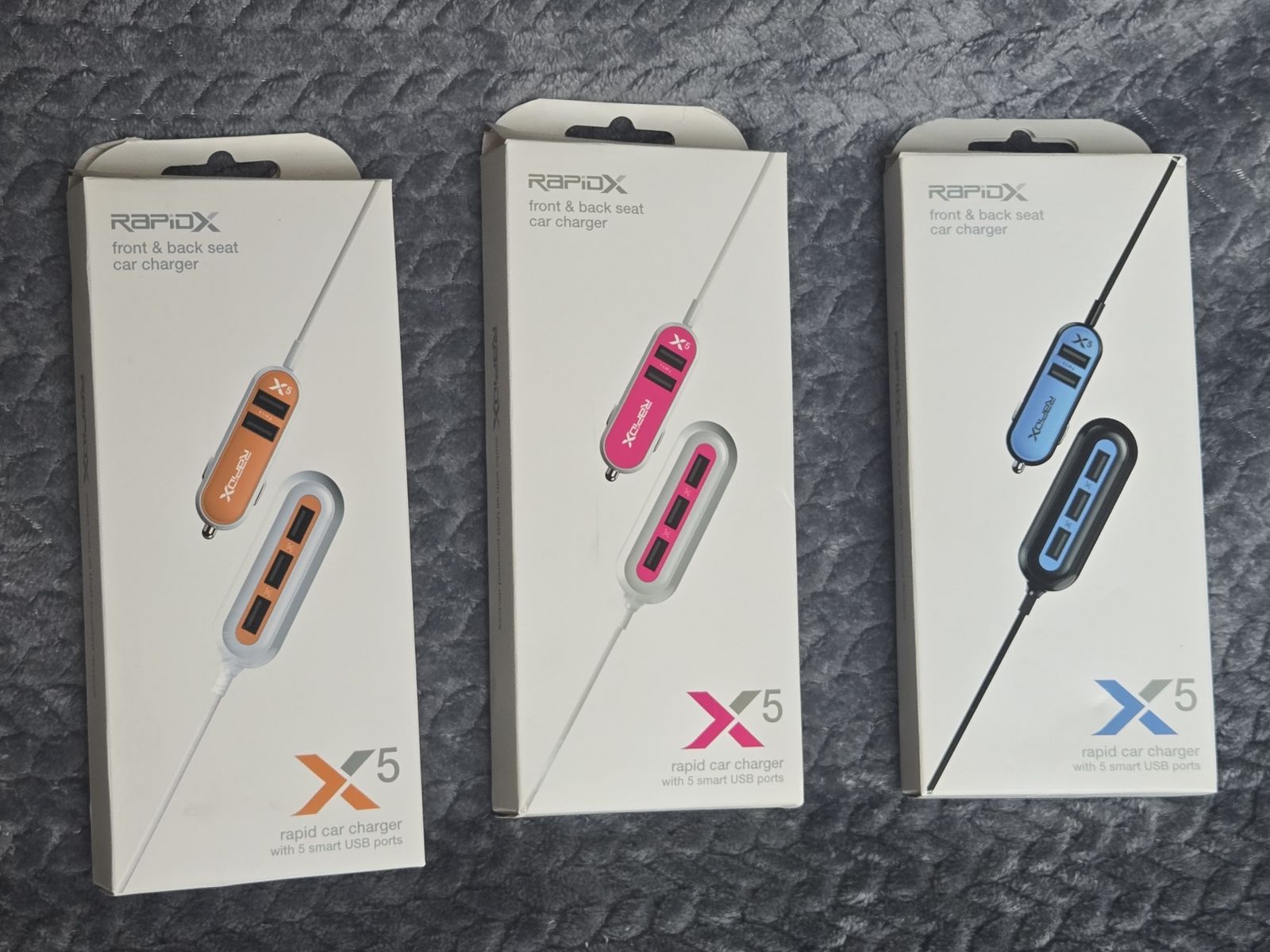RapidX car Charger with 5 USB ports for front and rear seats