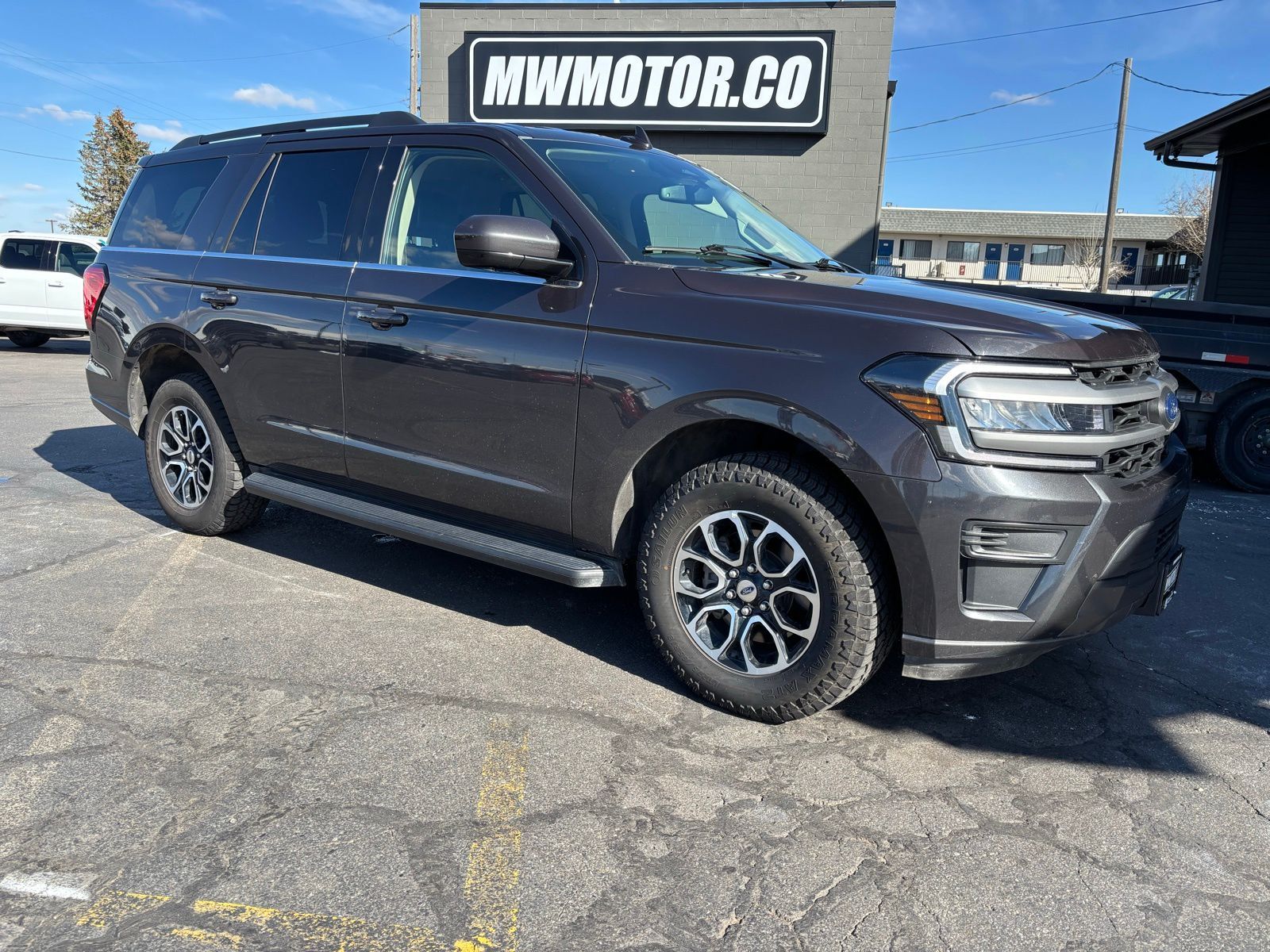 2024 Ford Expedition XLT