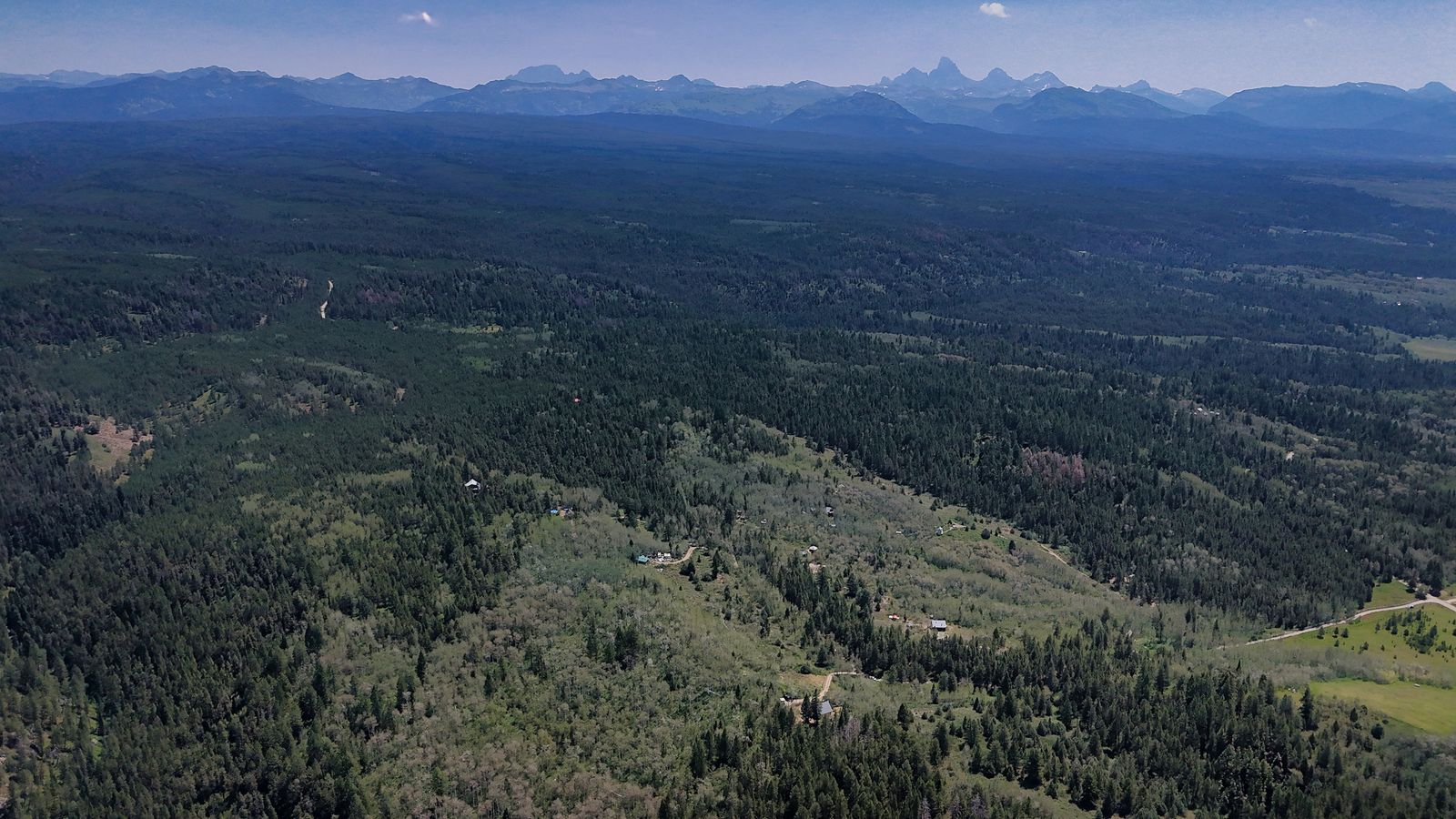 Main image 18