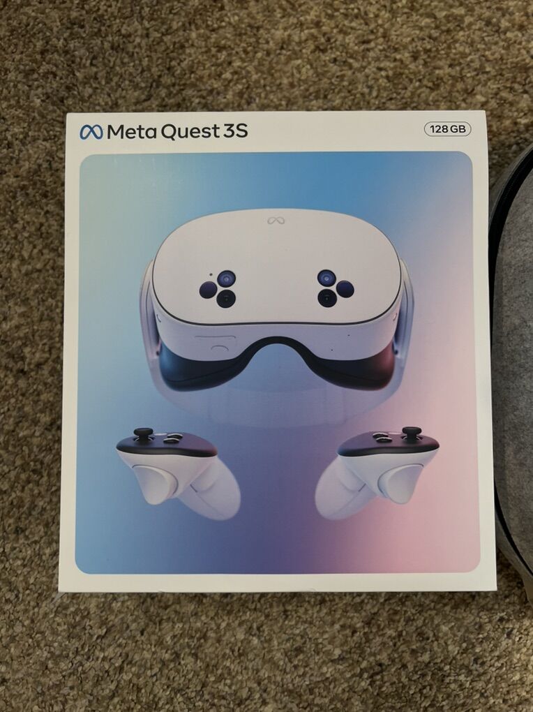 Meta Quest 3S New Unused + Carrying Case