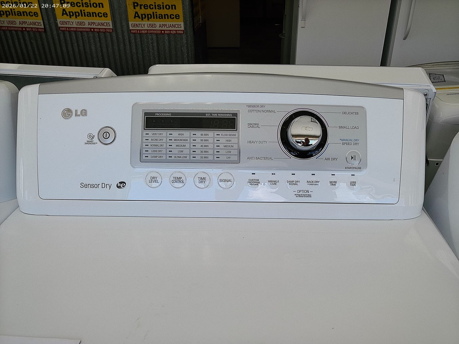 Main image 3