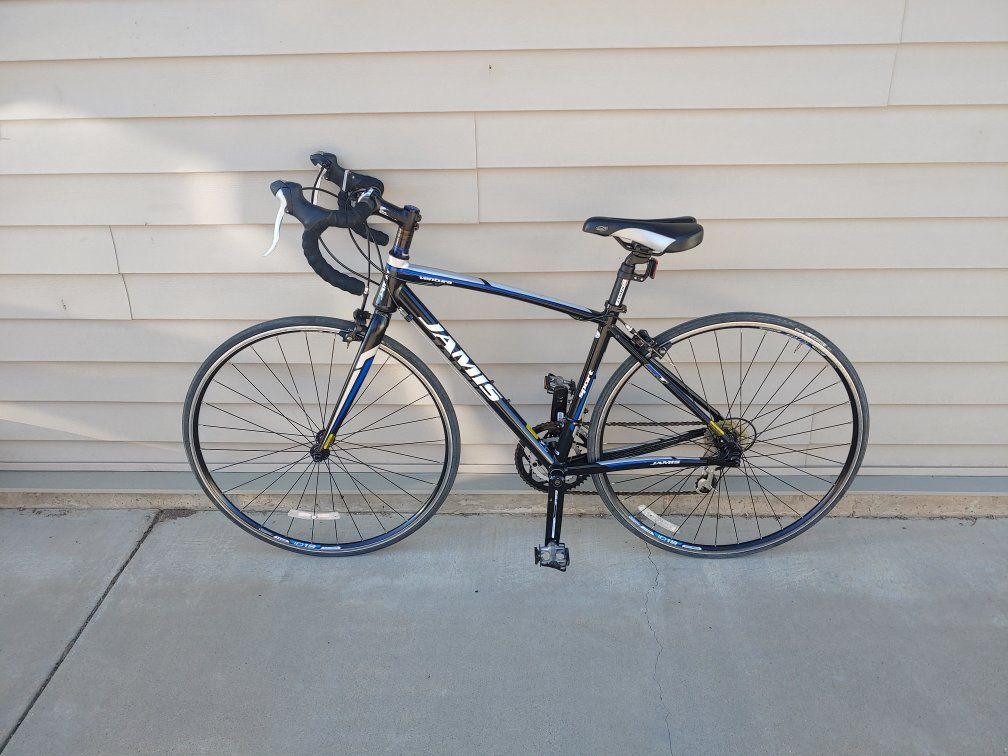 Jamis Ventura Sport Road Bike