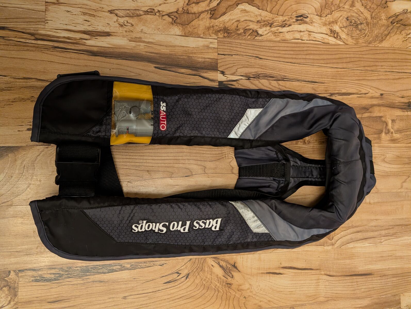 Automatic 35 CO2 Emergency inflatable Life vest