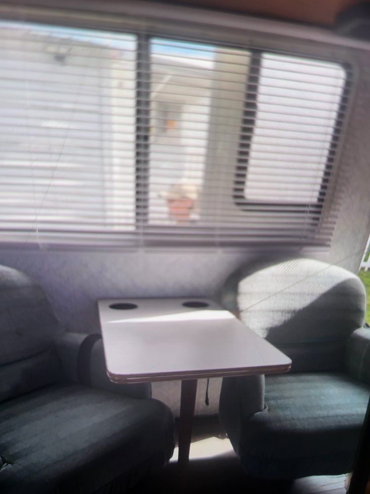 Main image 10