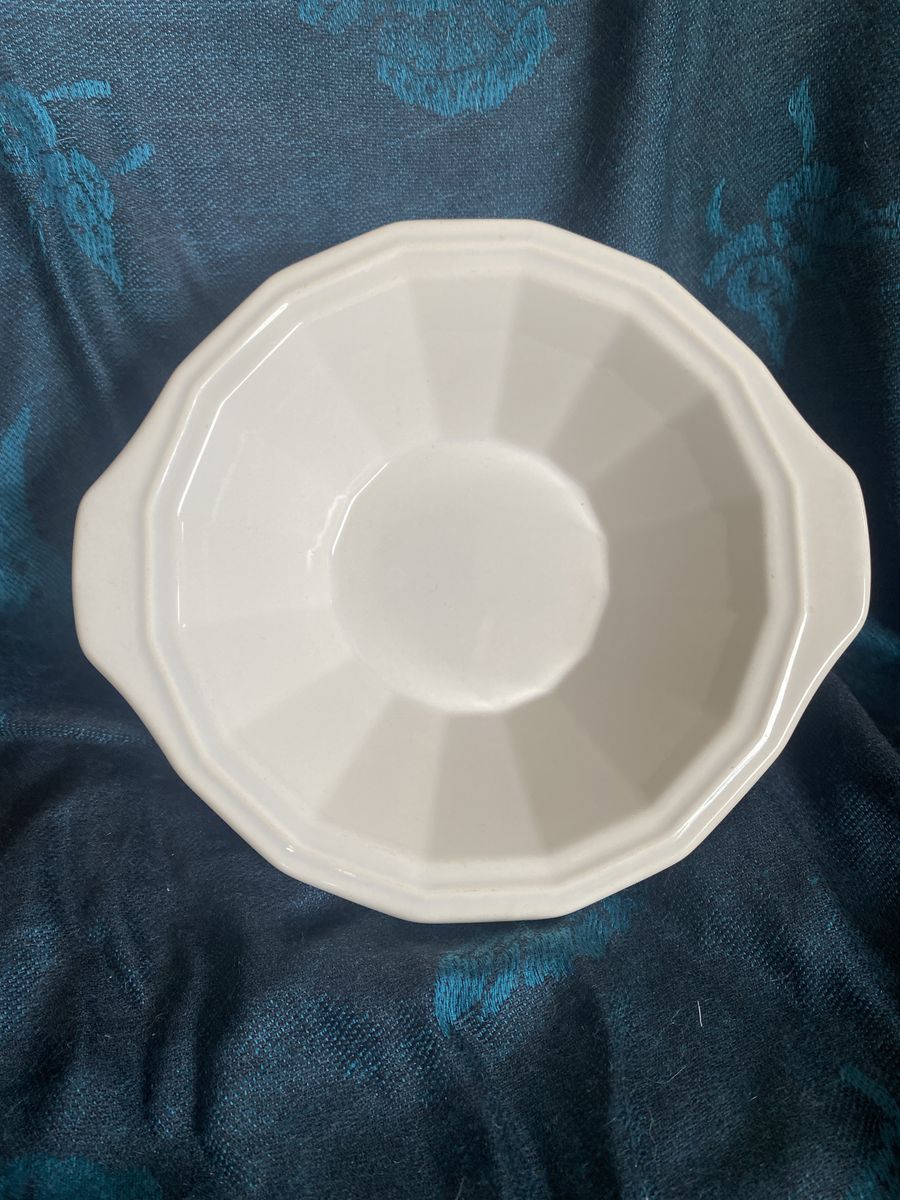 6 Homer Laughlin Colonial White Lugged Soup/Cereal Bowls 1983