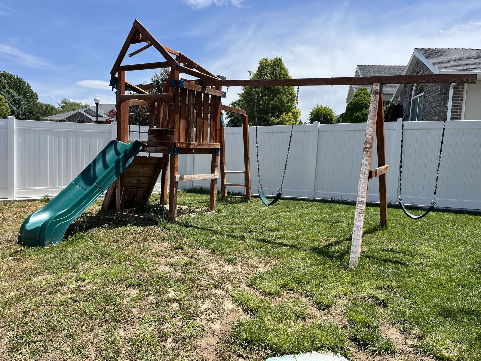 FREE outdoor kid playset, swings, slide, monkey bars
