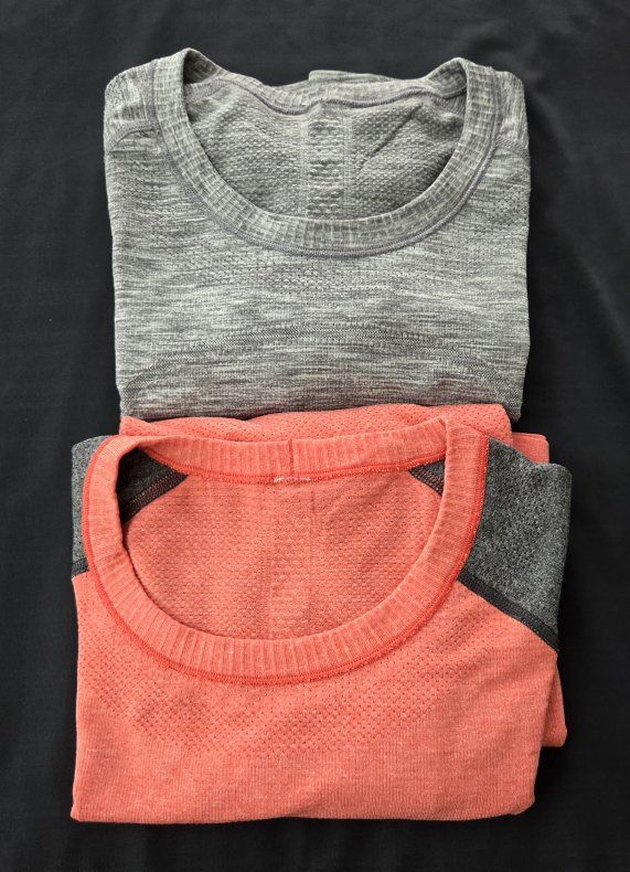 Lot of 2 Ladies Lululemon Swiftly Tech Short Sleeve Tops size 8