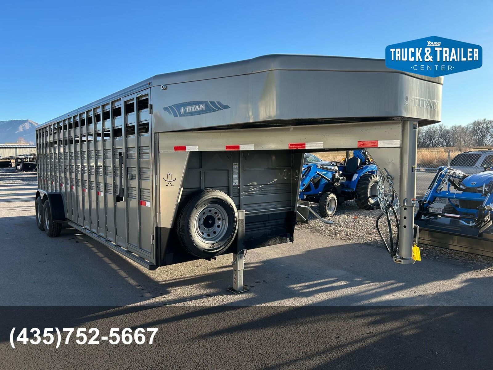 2025 Titan 24' Gooseneck Stock Trailer