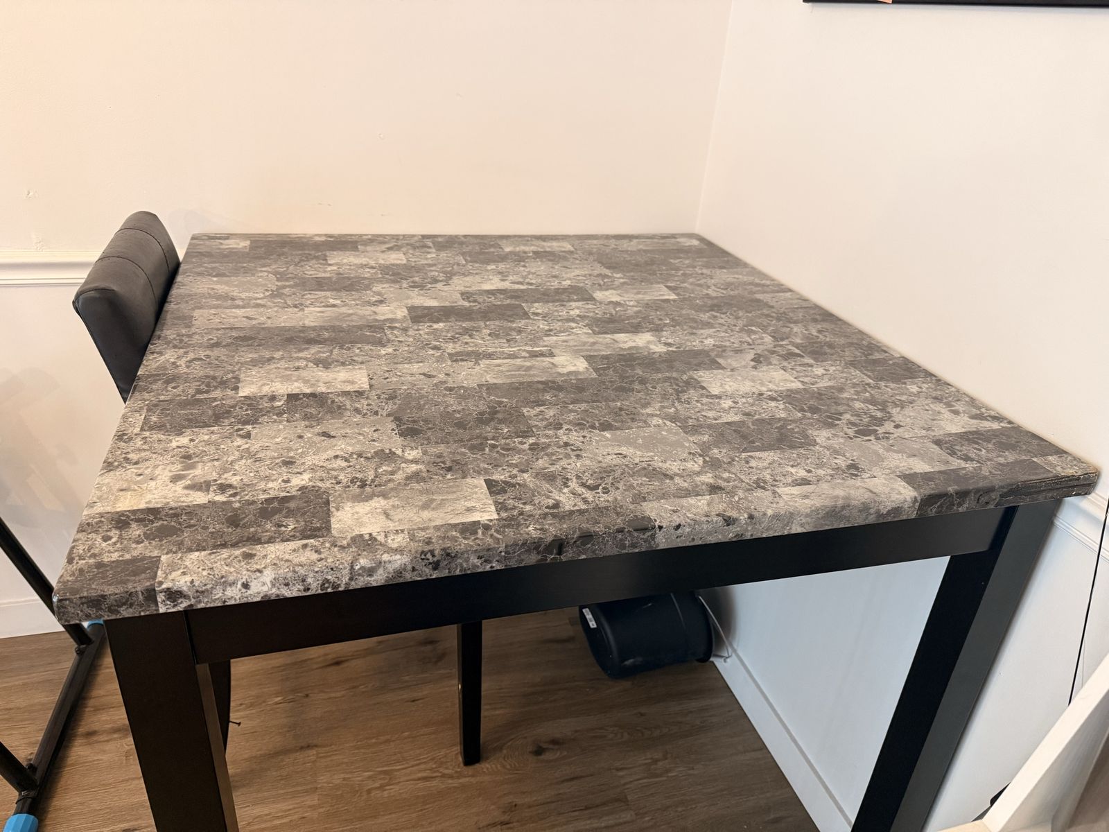 Kitchen table