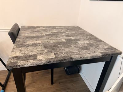 Kitchen table