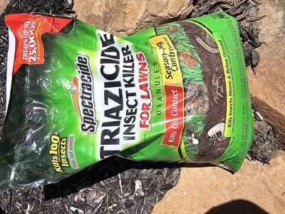 20lb bag Spectracide Triazicide Lawn Insect Killer
