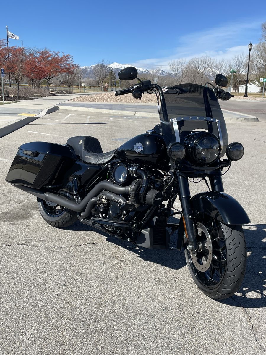 2023 Road King Special