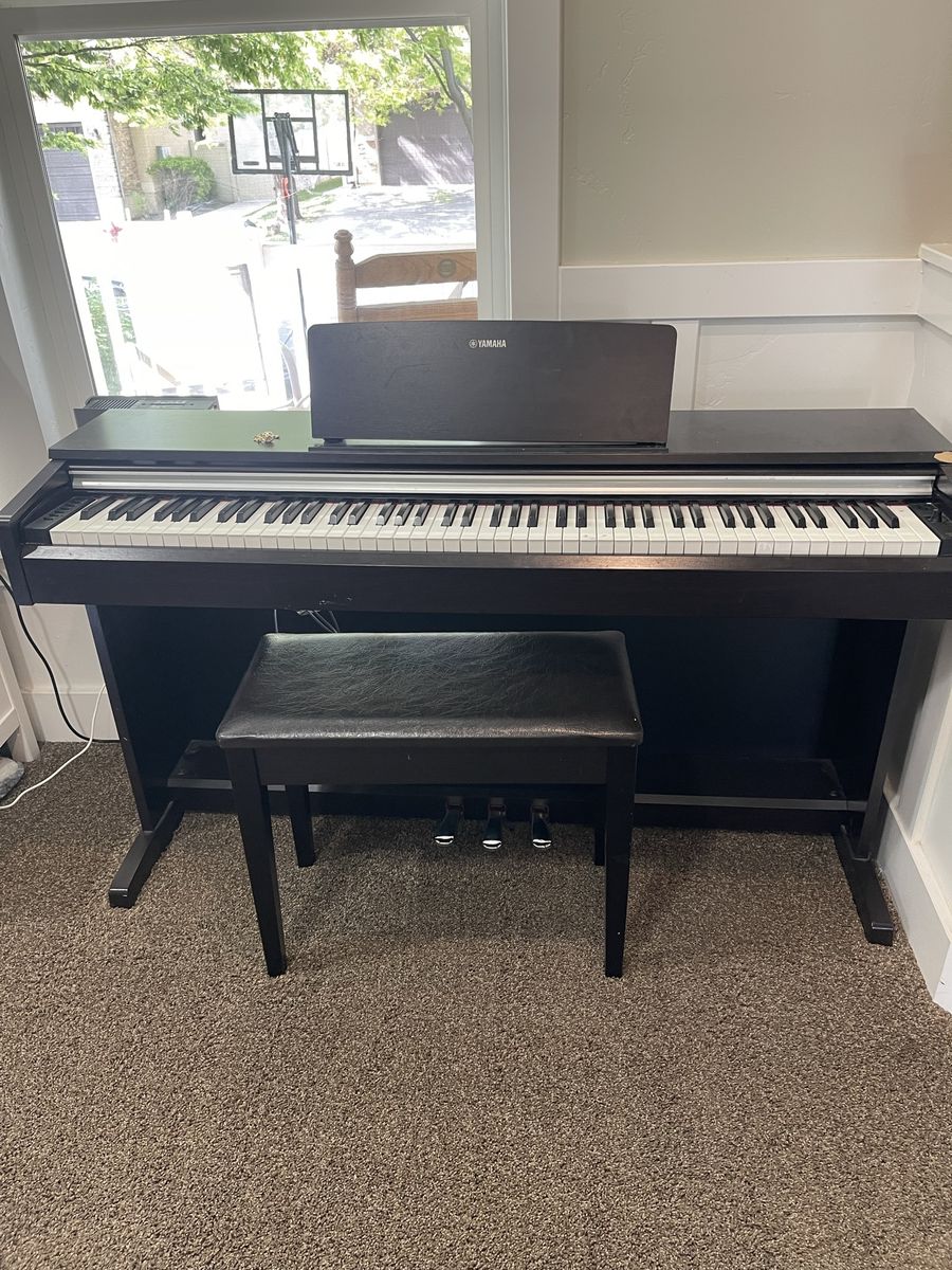 Yamaha Aurius Digital Piano