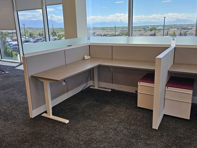Knoll 6x6 Workstation/ Cubical Desk