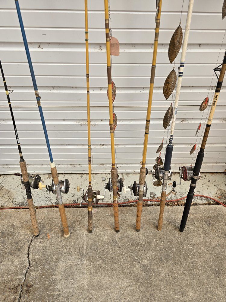 Trolling Poles with pin 209 reels