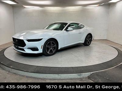 2025 FORD MUSTANG EcoBoost