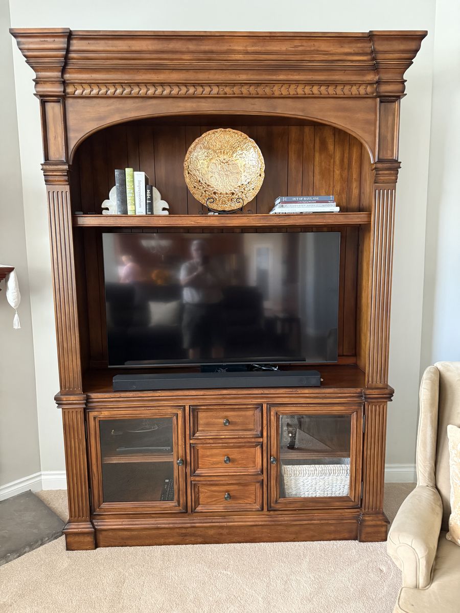 Entertainment Centers