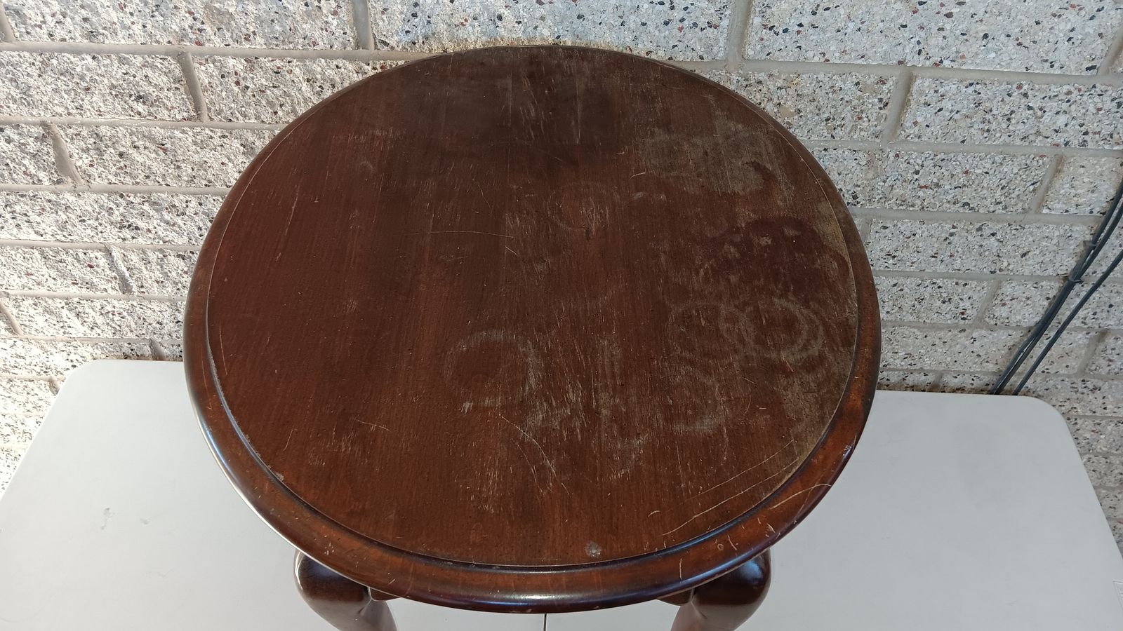 Main image 7