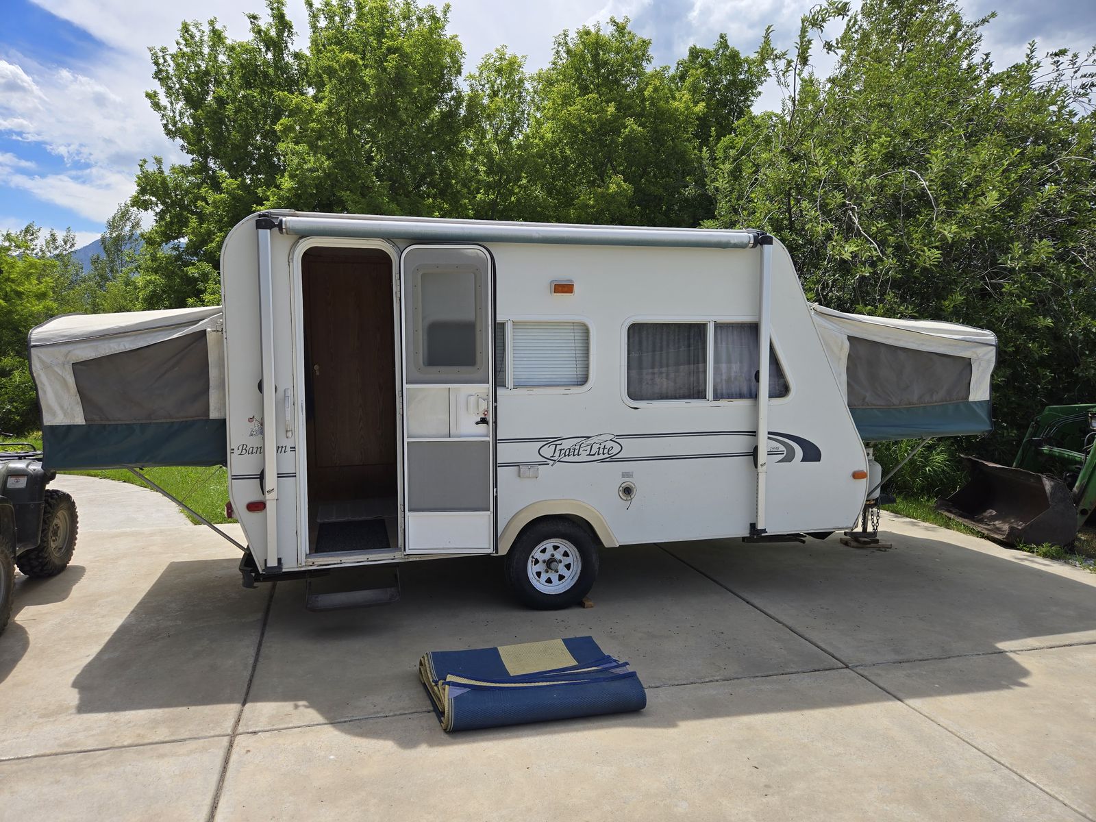 1998 R-Vision Trail-lite Bantam 15 ft. RV Trailer