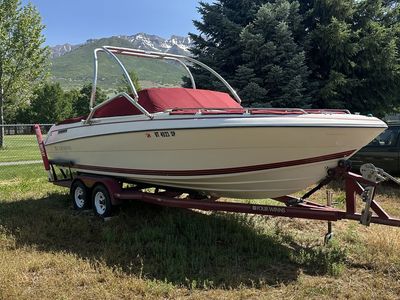 1990 4 Winns Boat