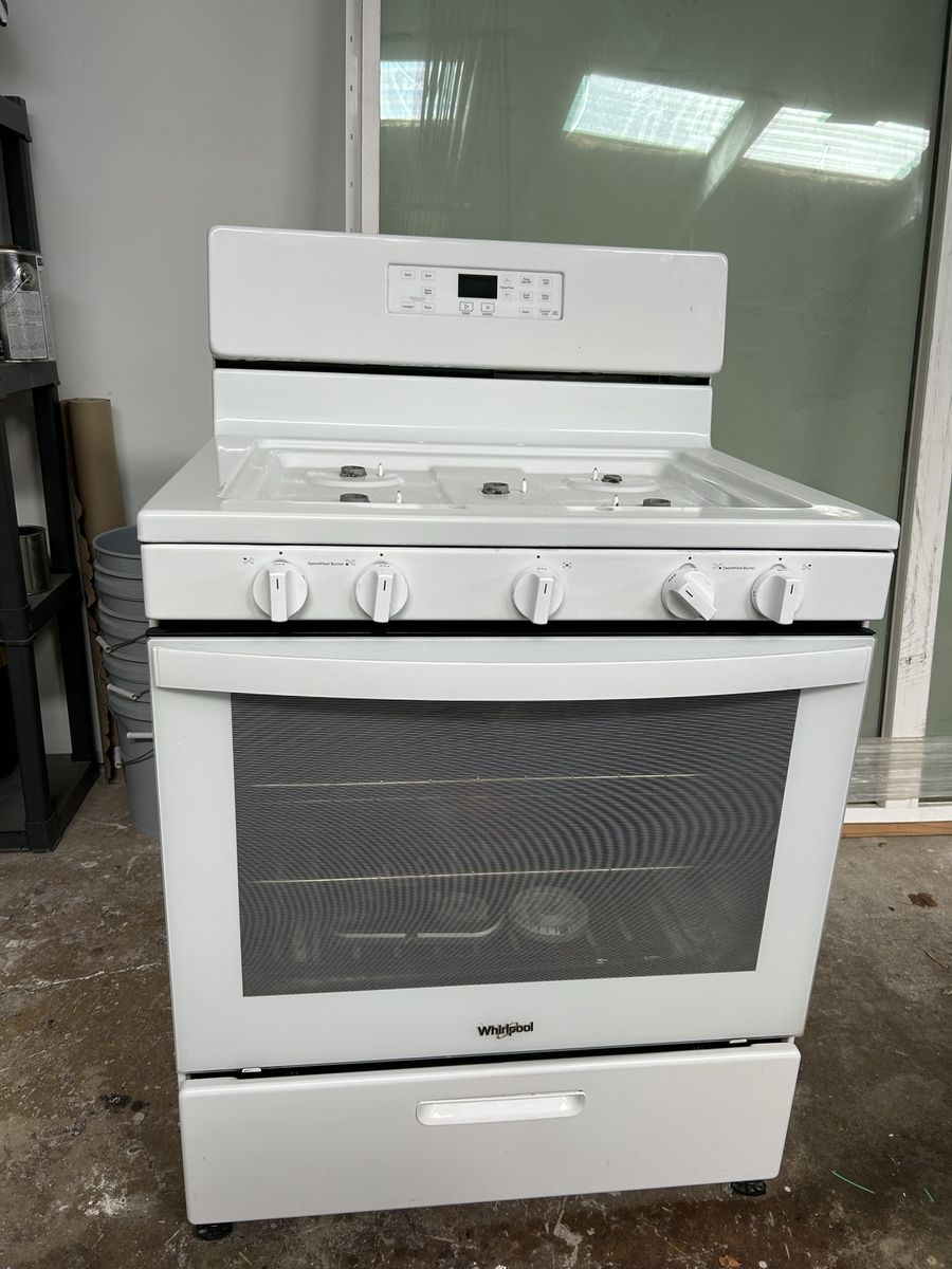 Whirlpool White Gas Range/Stove with 4 Burners